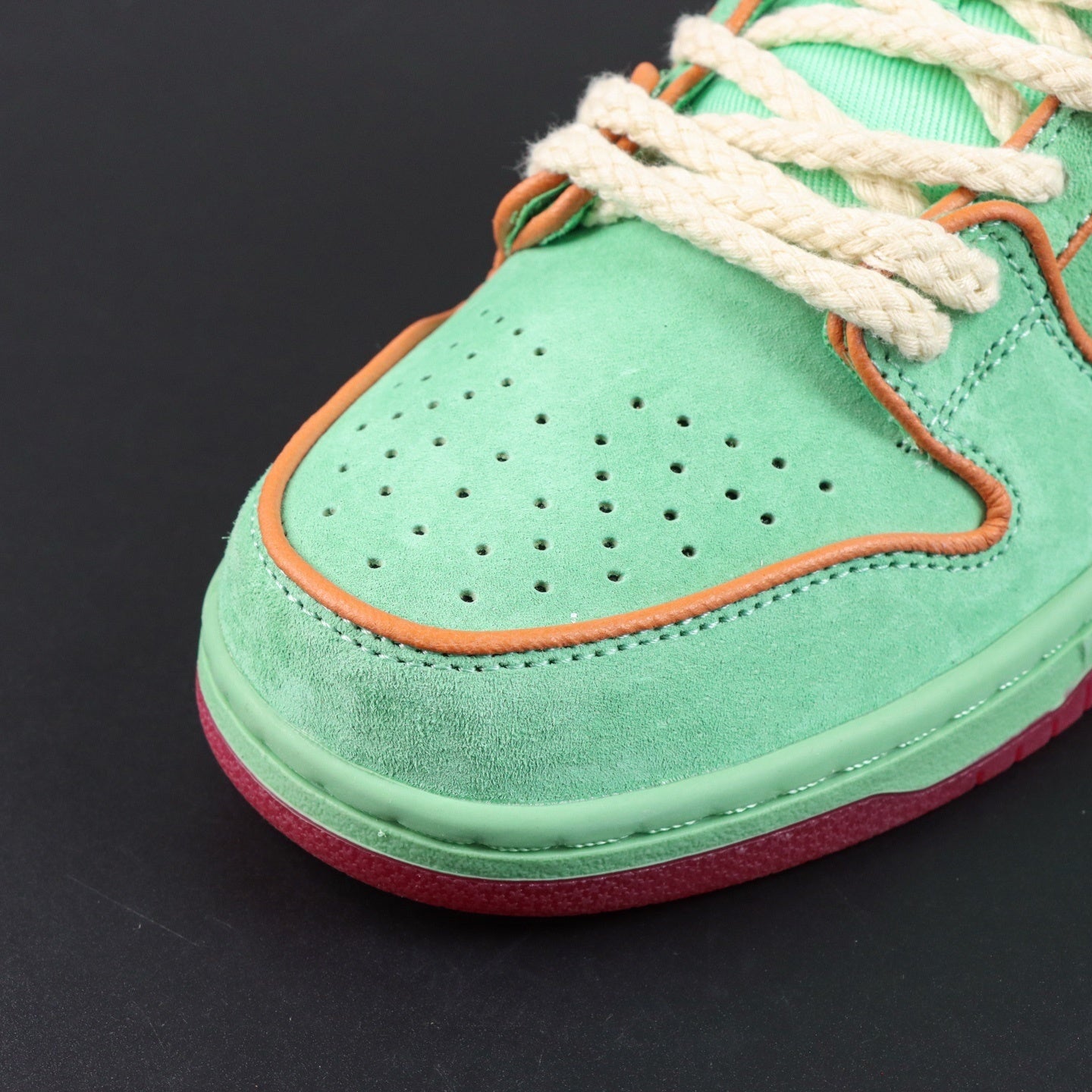 Nike SB Dunk Rodeo Tourmaline