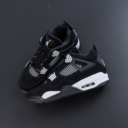 Air Jordan 4 Retro OG White Thunder