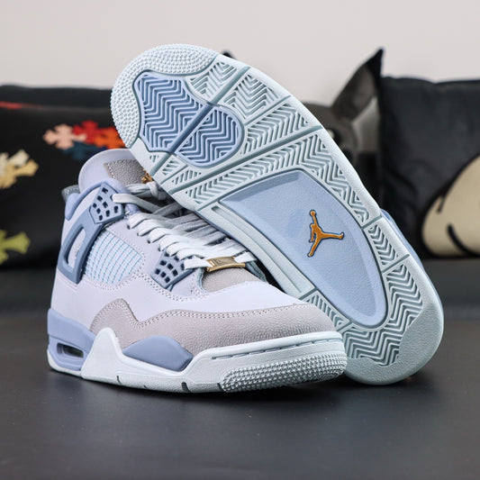 Air Jordan 4 Retro OG UNC Tar Heel PE