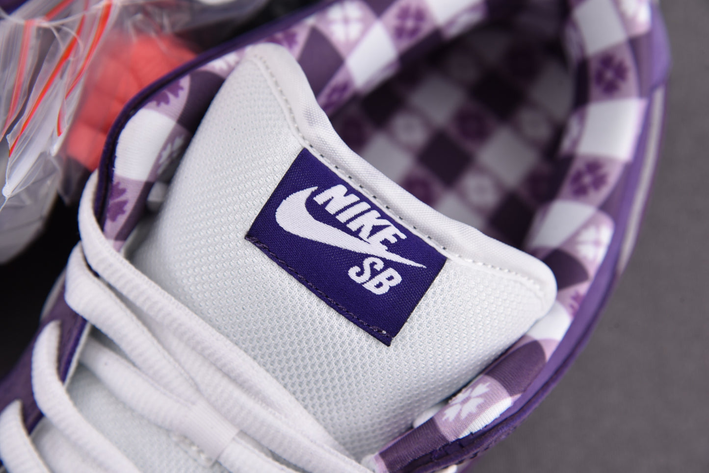 Nike SB Dunk Purple Lobsters