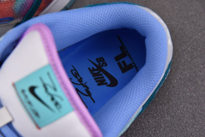 Nike SB Dunk x Futura Laboratories