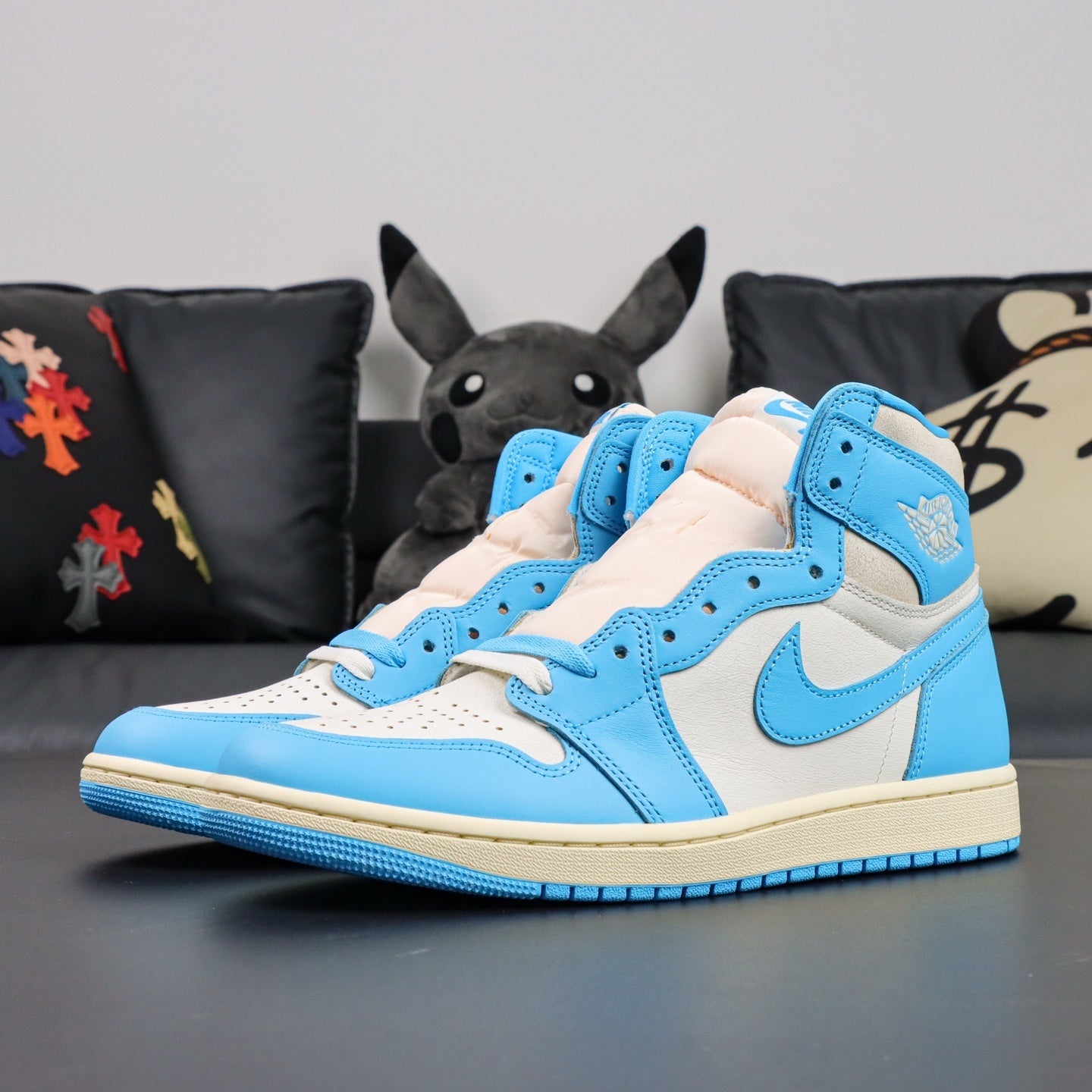 Air Jordan 1 Retro High OG UNC Reimagined