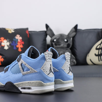 Air Jordan 4 UNC Blue