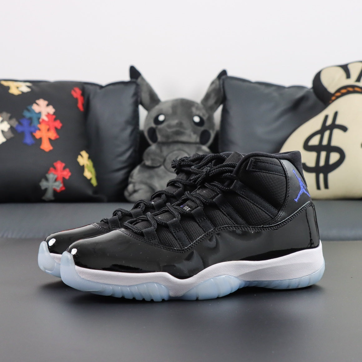 Air Jordan 11  Retro Space Jam [2016]