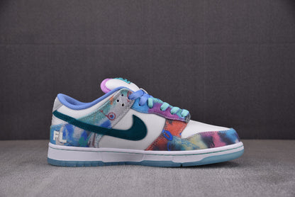 Nike SB Dunk x Futura Laboratories