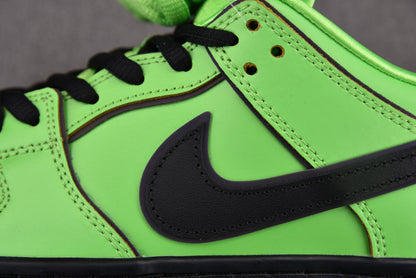 Nike SB Dunk Molly Powerpuff
