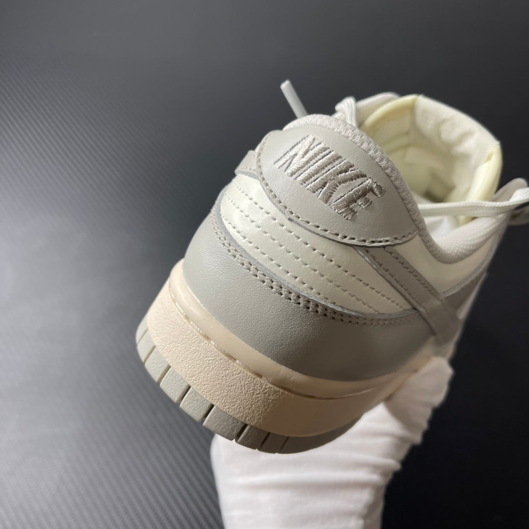 Nike Dunk Bone Light