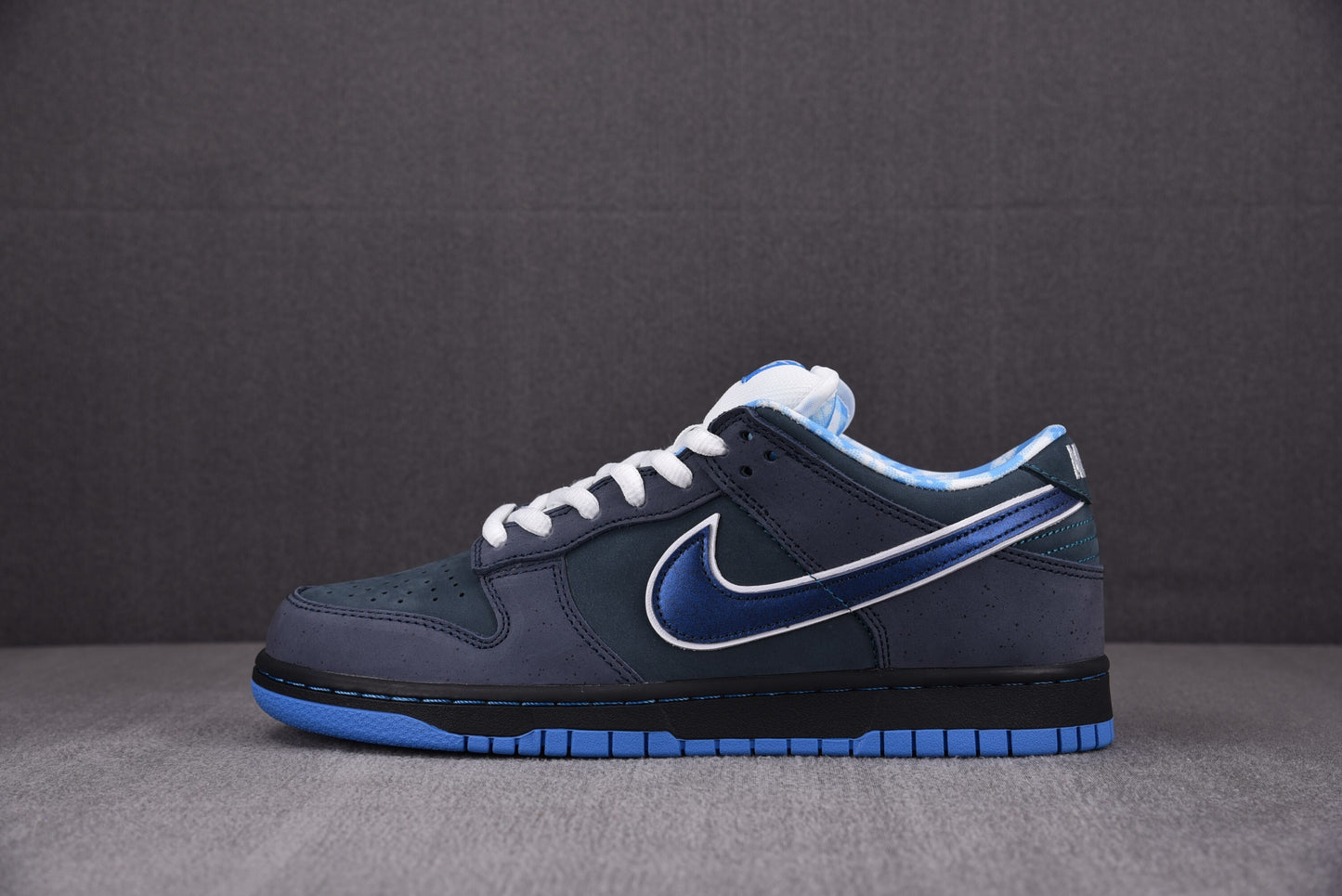 Nike SB Dunk Blue Lobsters
