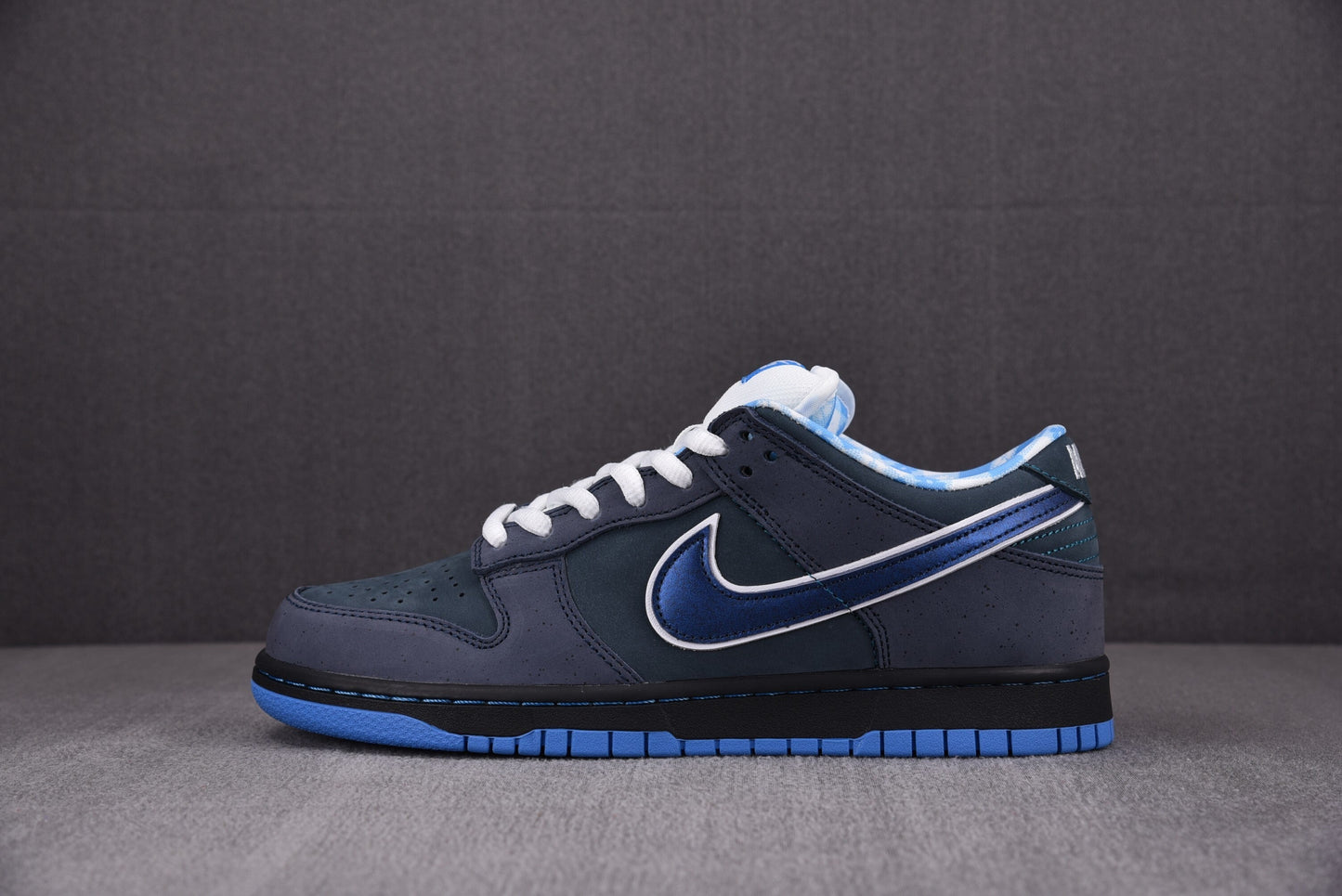 Nike SB Dunk Blue Lobsters