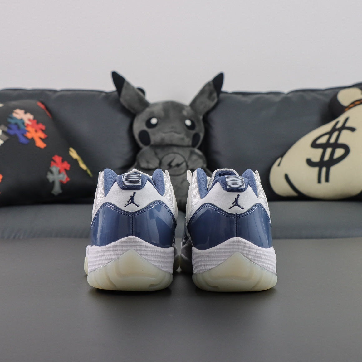 Air Jordan 11  Retro Low Diffused Blue