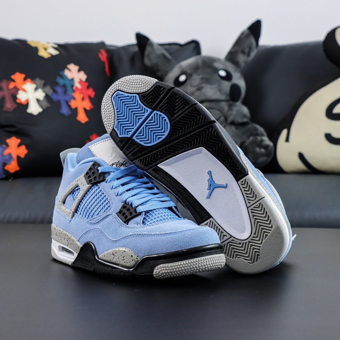 Air Jordan 4 UNC Blue