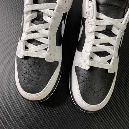 Nike Dunk Reverse Panda