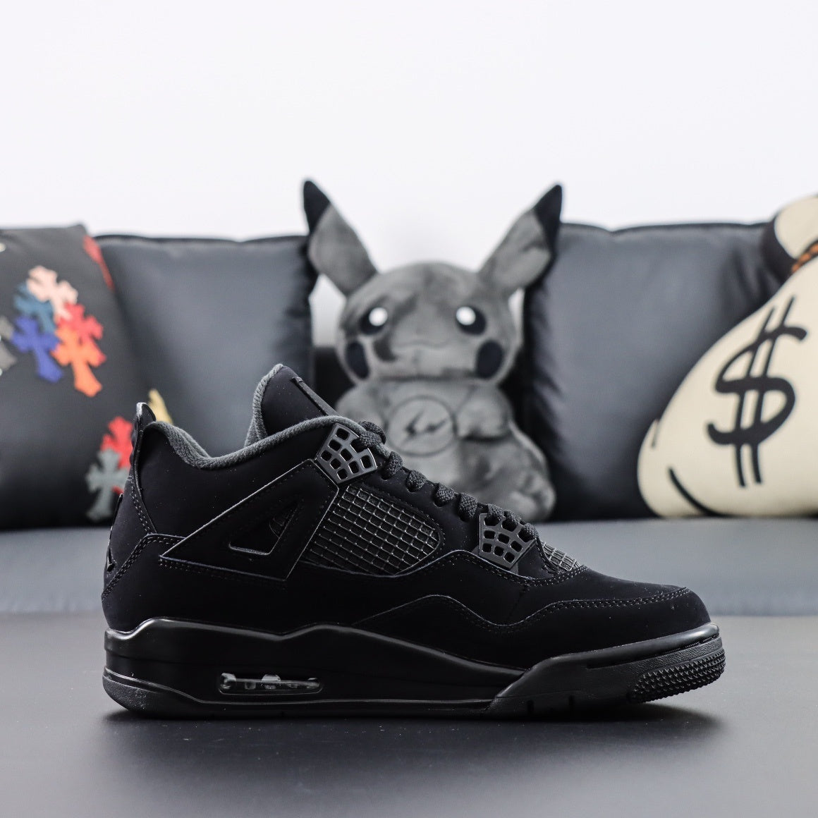 Air Jordan 4 Retro Black Cat [2020]