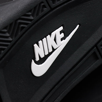 Air Jordan 4 Black Cat 2025