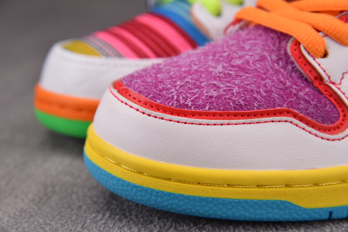 Nike SB Dunk What the Paul