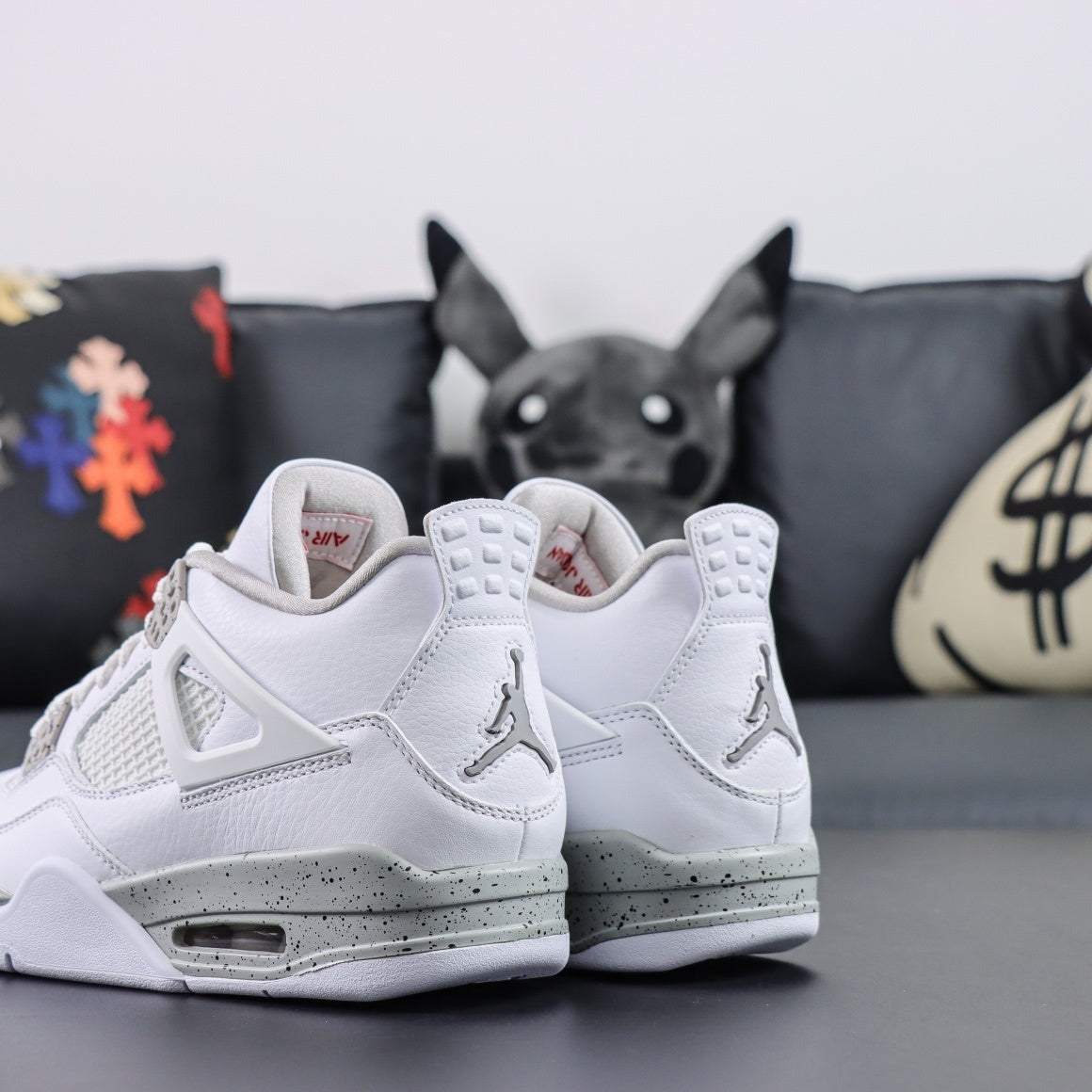 Air Jordan 4 White Oreo [2021]
