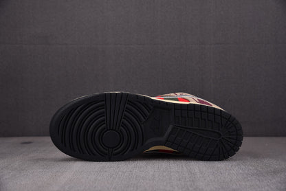 Nike SB Dunk Freddy Krueger