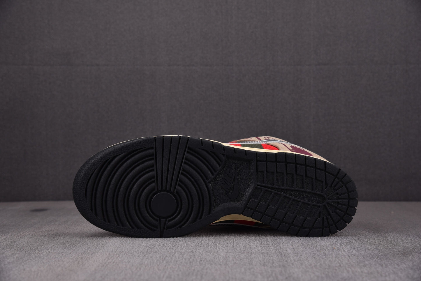 Nike SB Dunk Freddy Krueger