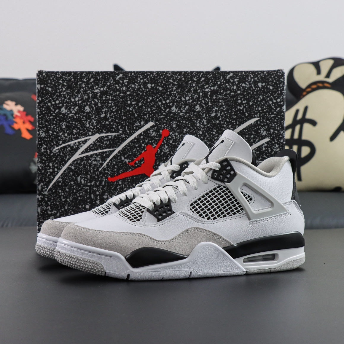 Air Jordan 4 Military Black