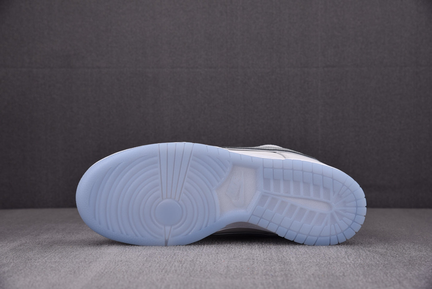 Nike SB Dunk White Lobsters