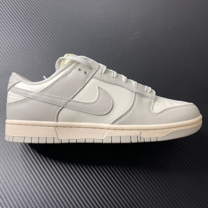 Nike Dunk Bone Light