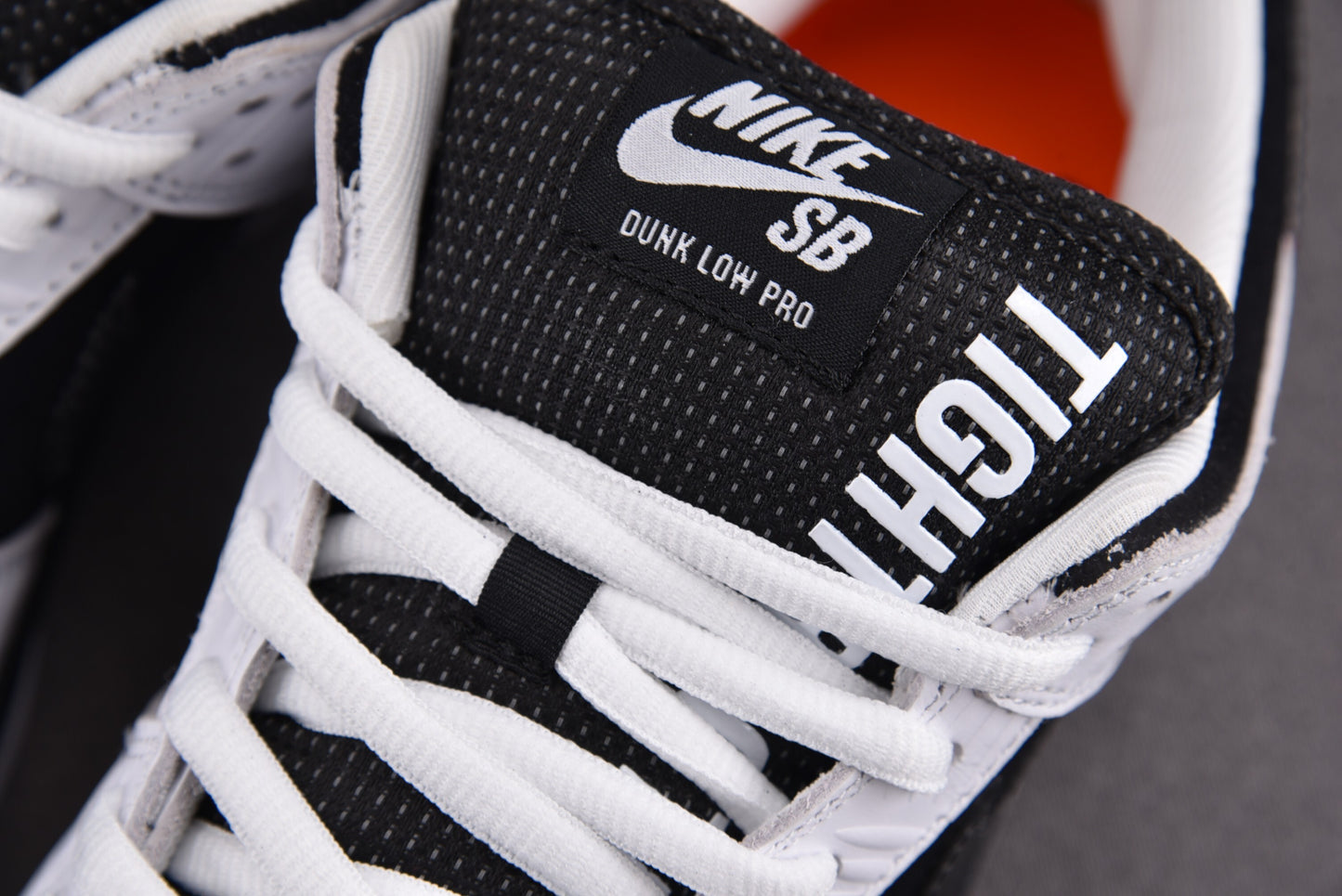 Nike SB Dunk x TIGHTBOOTH