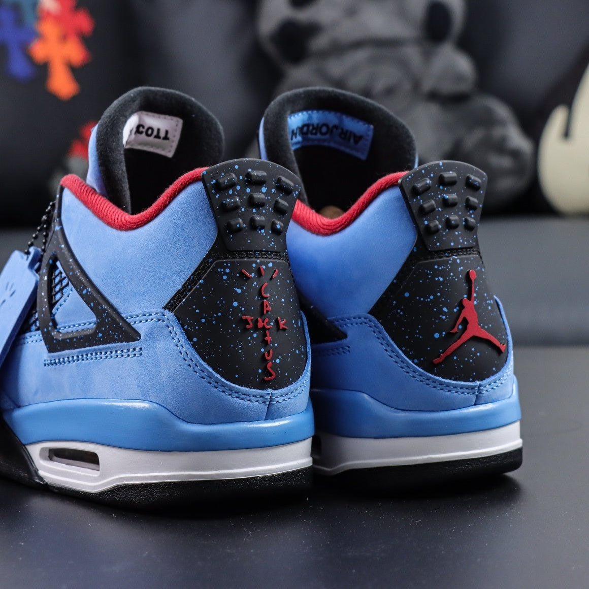 Air Jordan 4 x Travis Scott UNC Blue