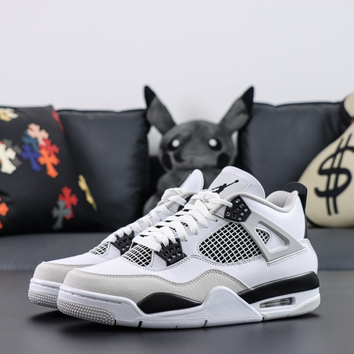 Air Jordan 4 Military Black