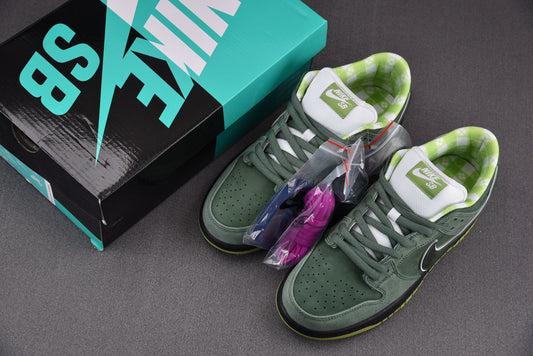 Nike SB Dunk Green Lobsters