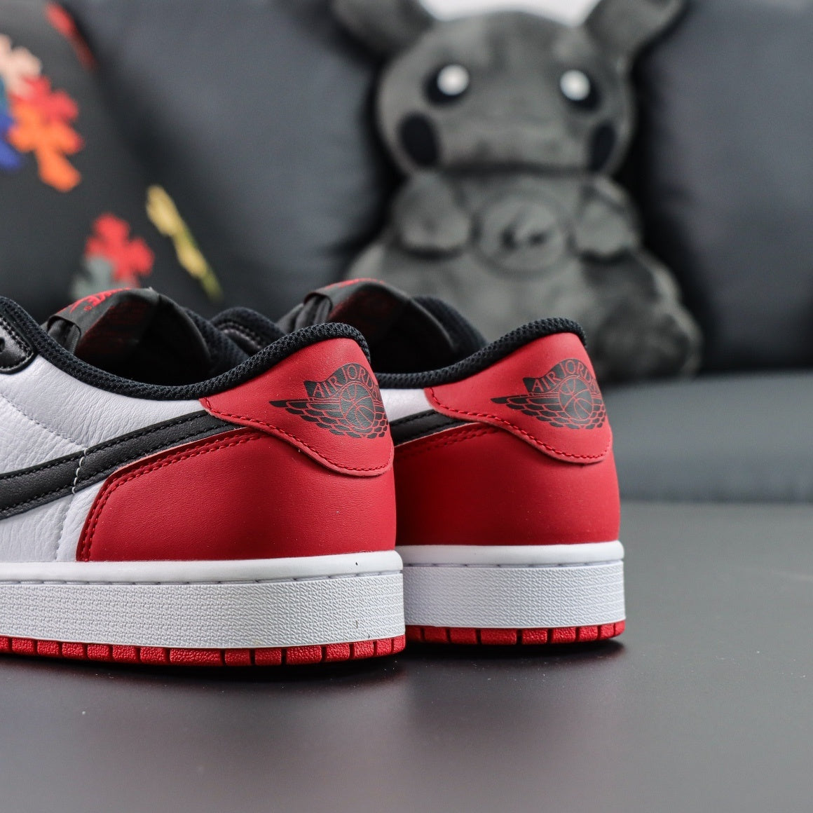 Air Jordan 1 Low OG Black Toe
