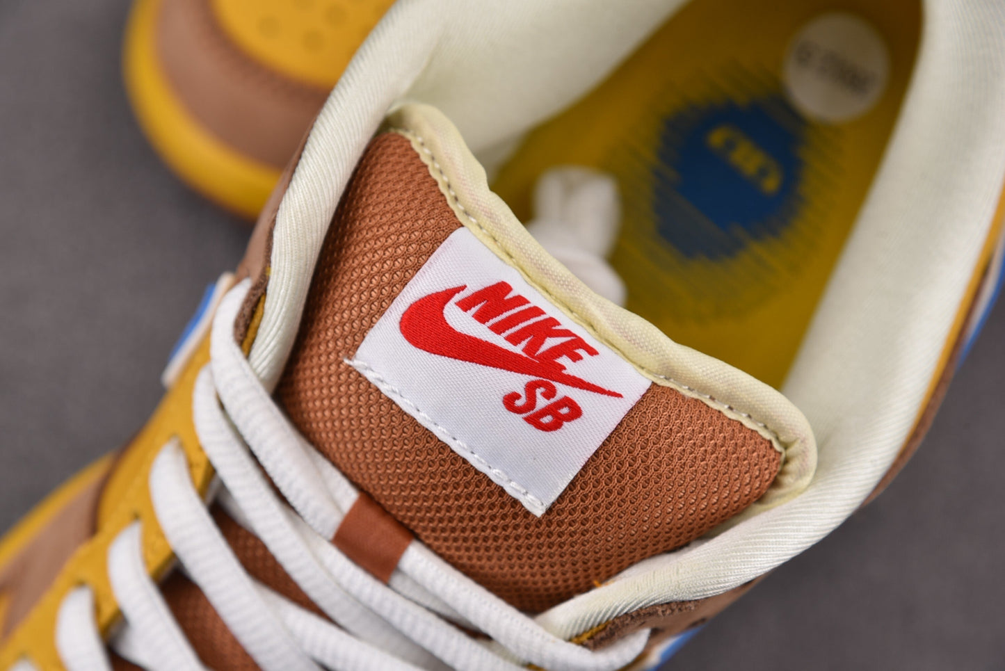 Nike SB Dunk Newcastle Brown Ale