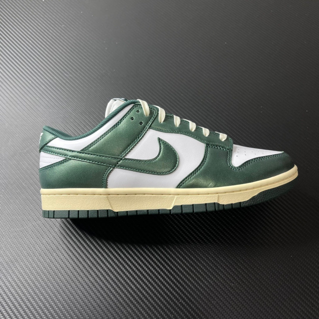 Nike Dunk Vintage Green