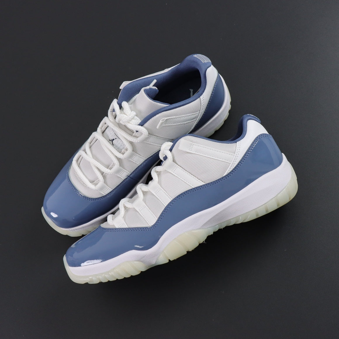 Air Jordan 11  Retro Low Diffused Blue