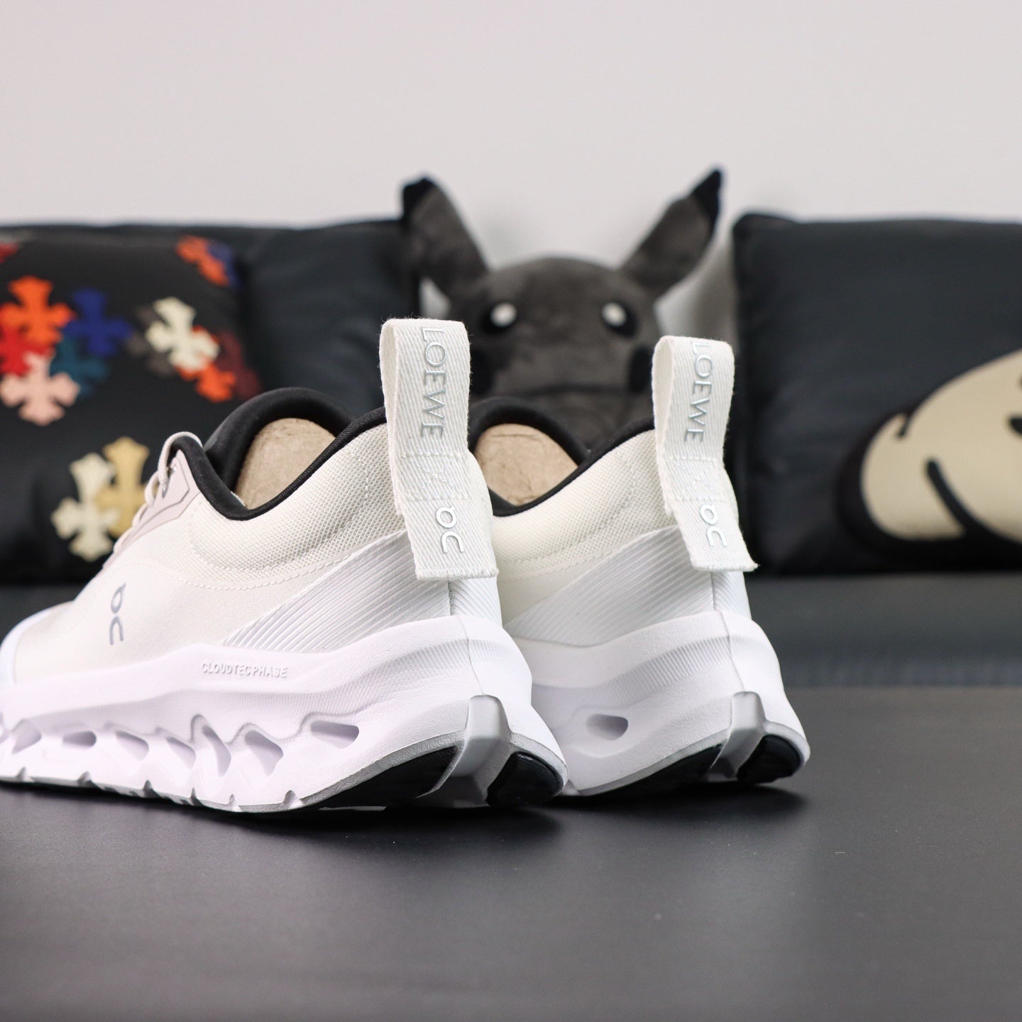 Cloudsurfer white and black