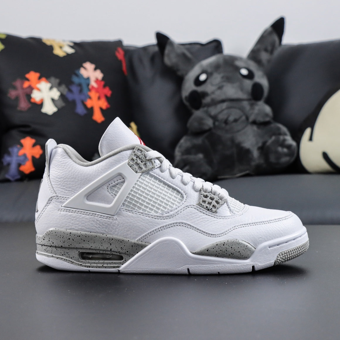 Air Jordan 4 White Oreo [2021]