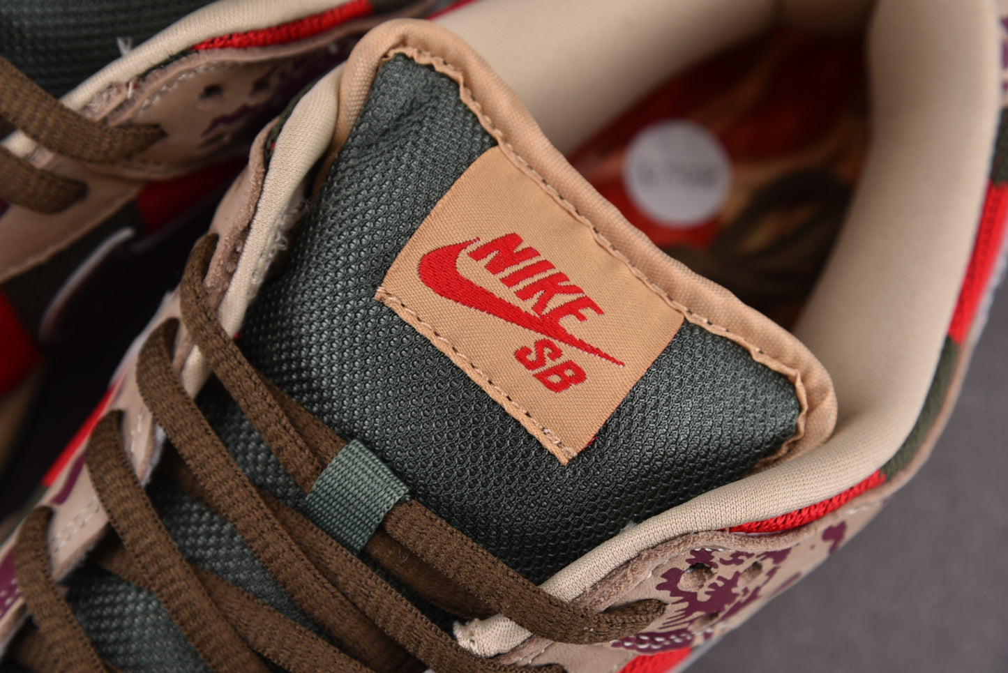 Nike SB Dunk Freddy Krueger