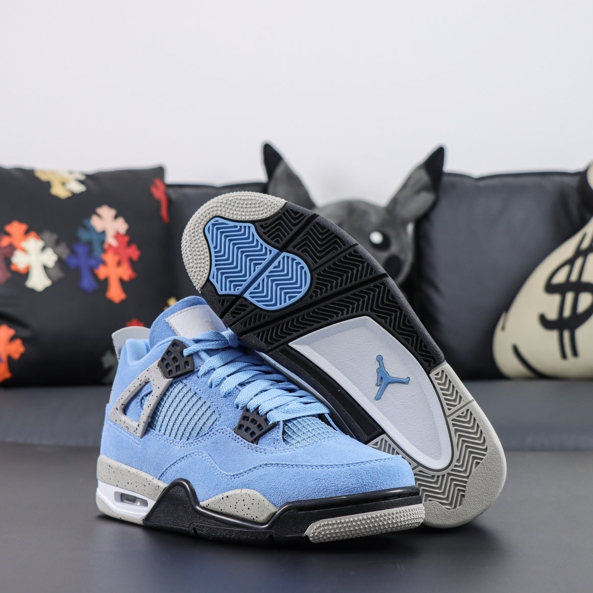 Air Jordan 4 UNC Blue