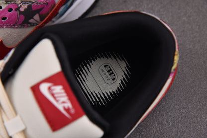 Nike SB Dunk SE Paris