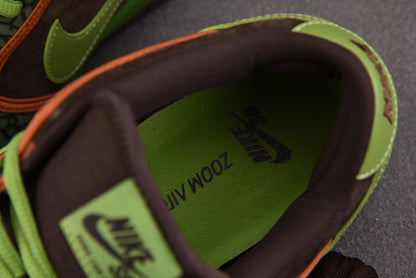 Nike SB Dunk De La Sol