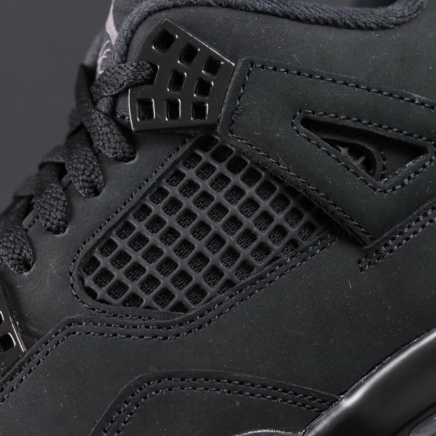 Air Jordan 4 Black Cat 2025