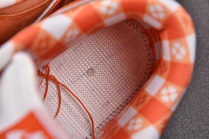 Nike SB Dunk Orange Lobsters