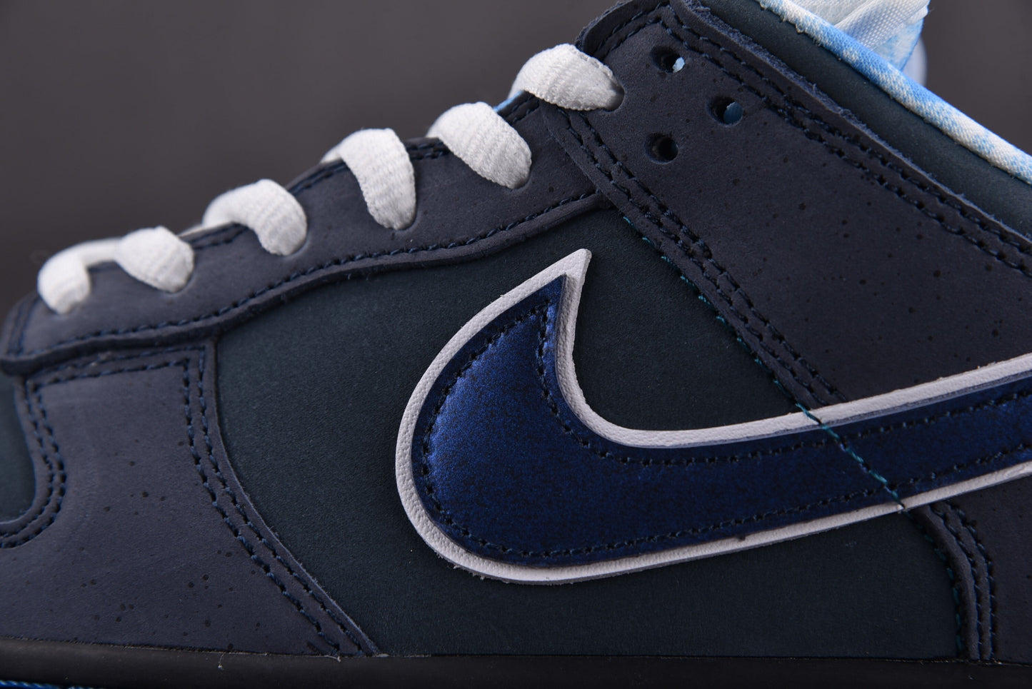 Nike SB Dunk Blue Lobsters