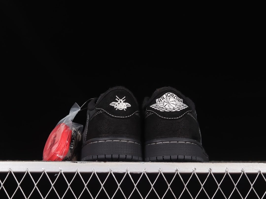 Travis Scott x Air Jordan 1 Low OG Black Phantom