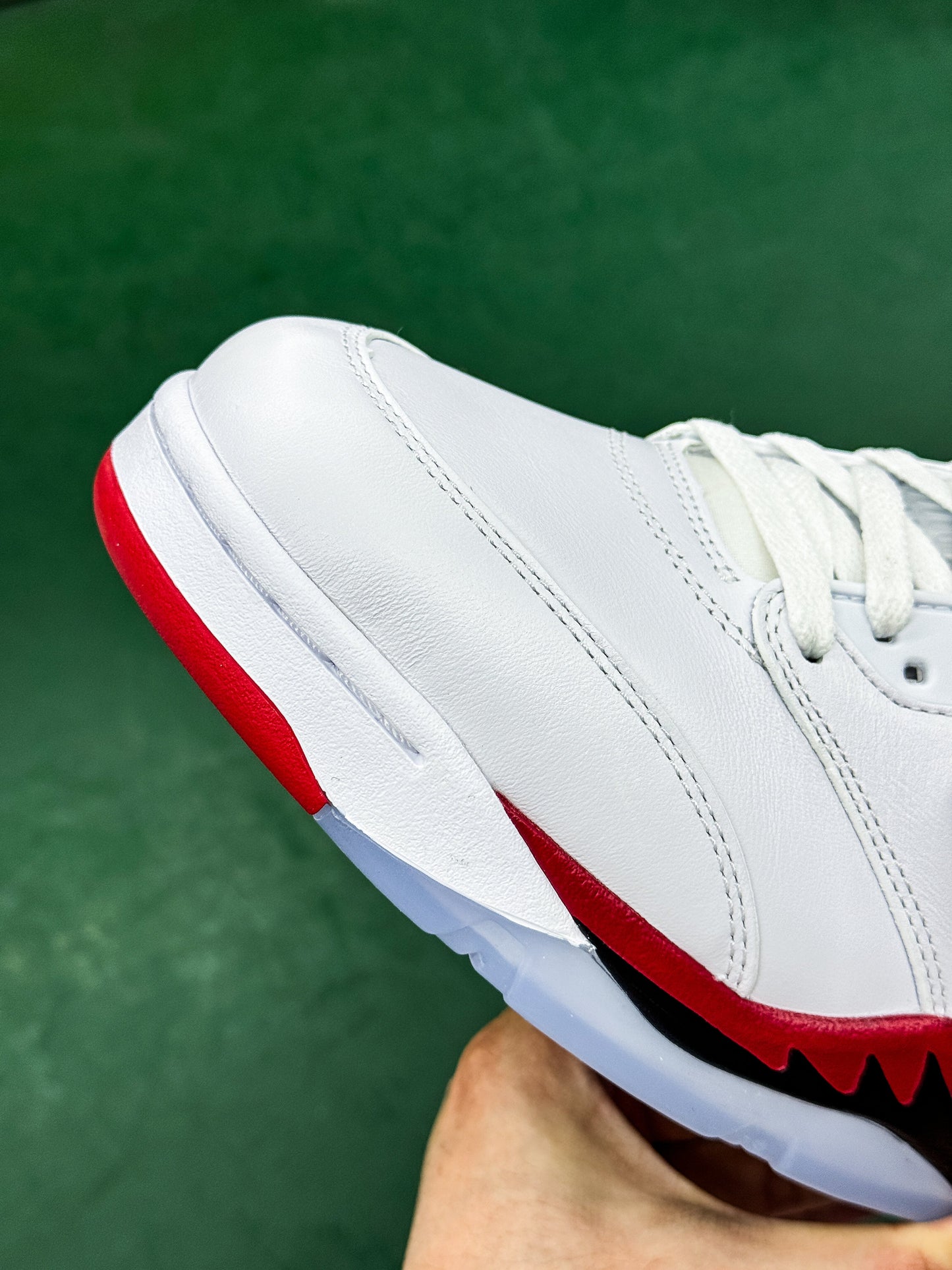 Air Jordan 5 Fire Red