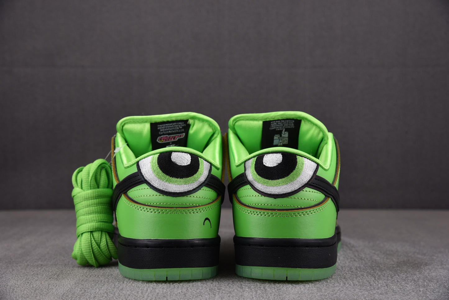 Nike SB Dunk Molly Powerpuff