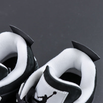 Air Jordan 4 Retro OG Fear Pack [2013]