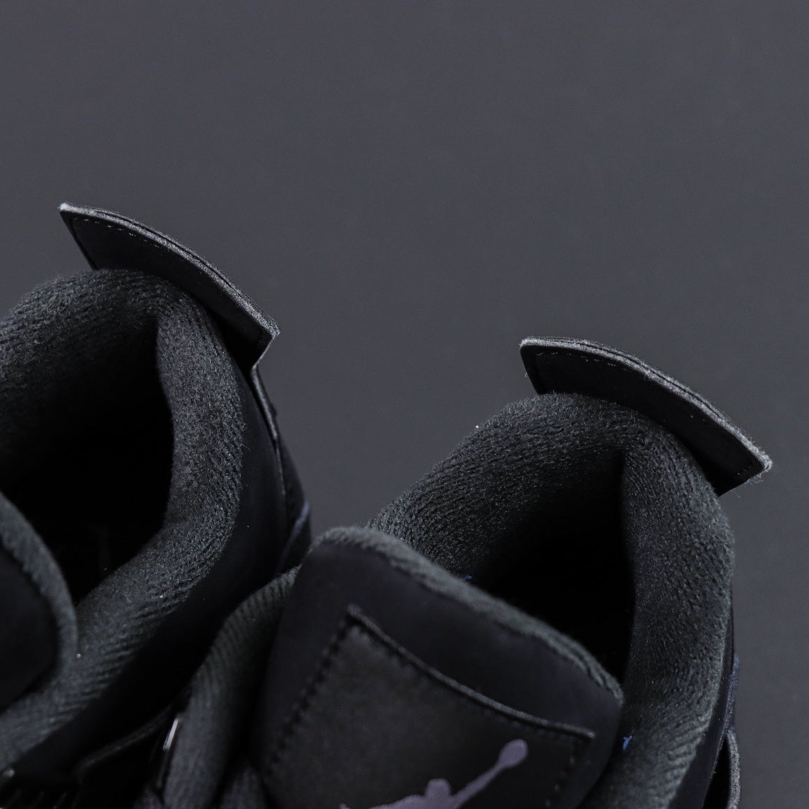 Air Jordan 4 Retro Black Cat [2020]