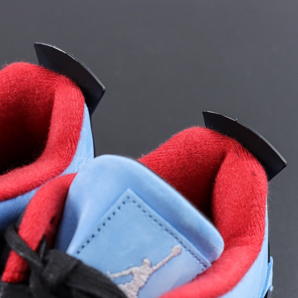 Air Jordan 4 x Travis Scott UNC Blue