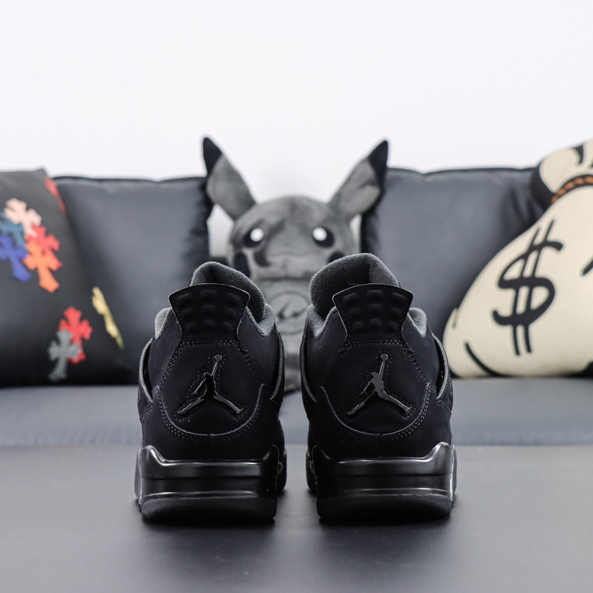 Air Jordan 4 Retro Black Cat [2020]