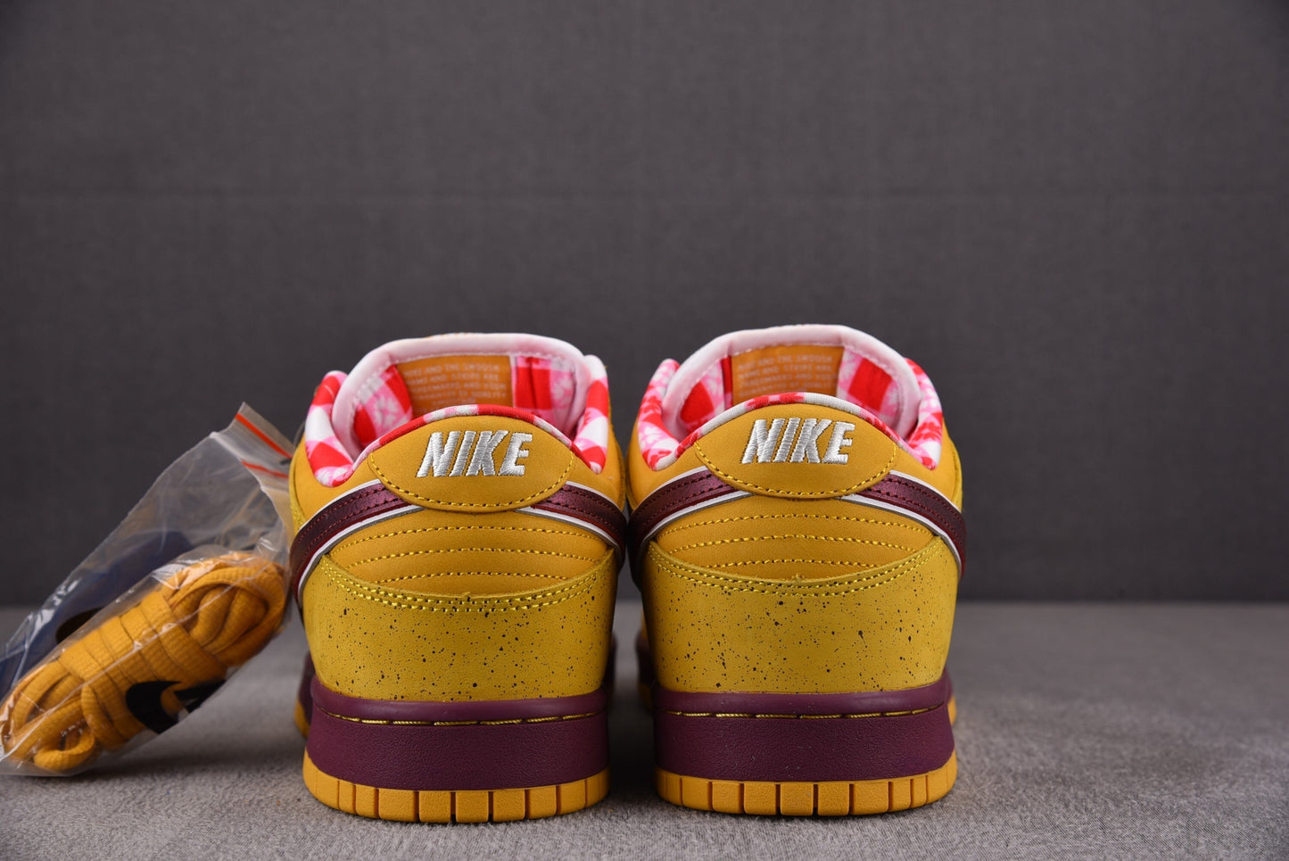 Nike SB Dunk Yellow Lobster